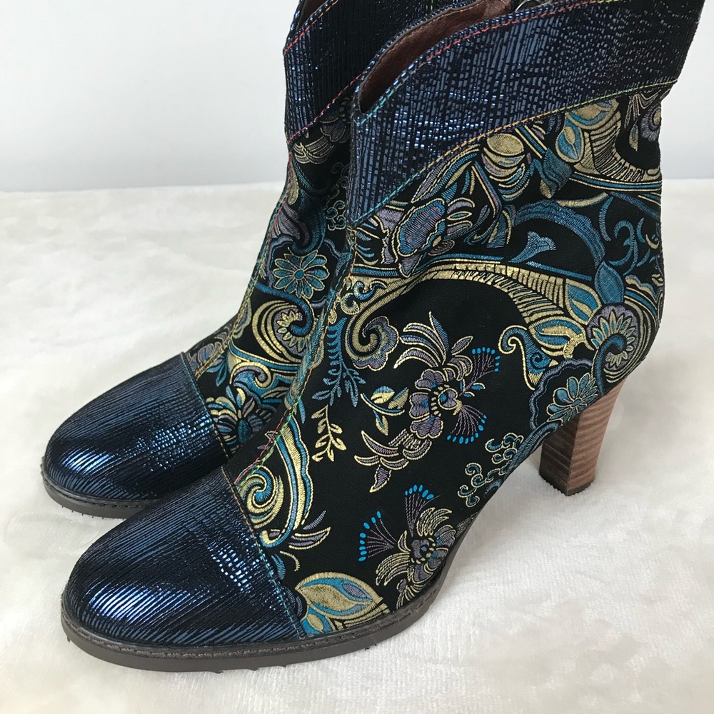 Blue and Gold Heeled Boots with Intricate Pattern